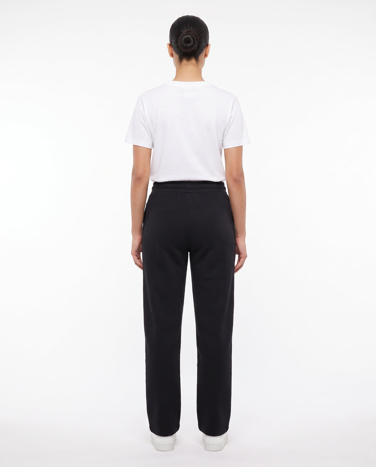 Women's Heavyweight Sweatpant in Black, back view